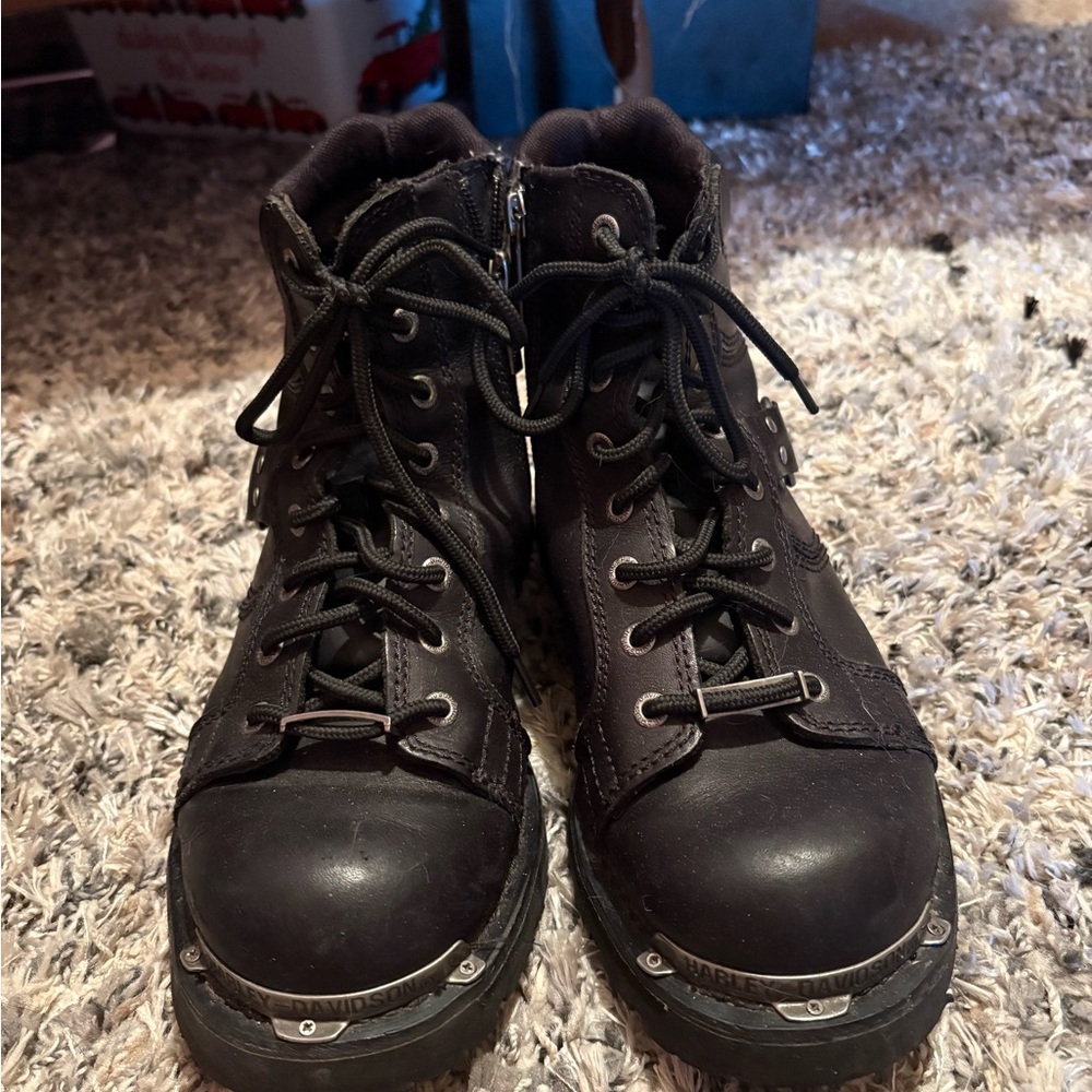 Woman’s Black Leather Boots Harley Davidson